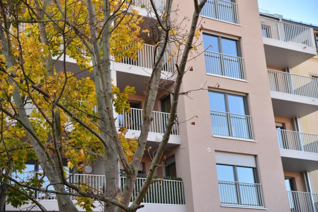 Sweethomes Apartment